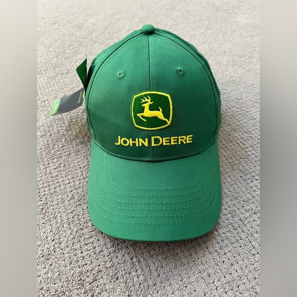 John Deere Logo Men’s Green Cotton Twill Adjustable Strap Back Ball Cap NWT